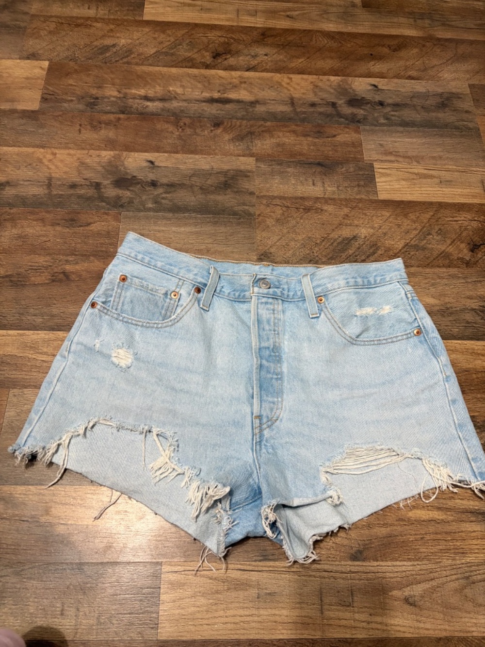 Women’s original 501 shorts - Picture 3 of 5